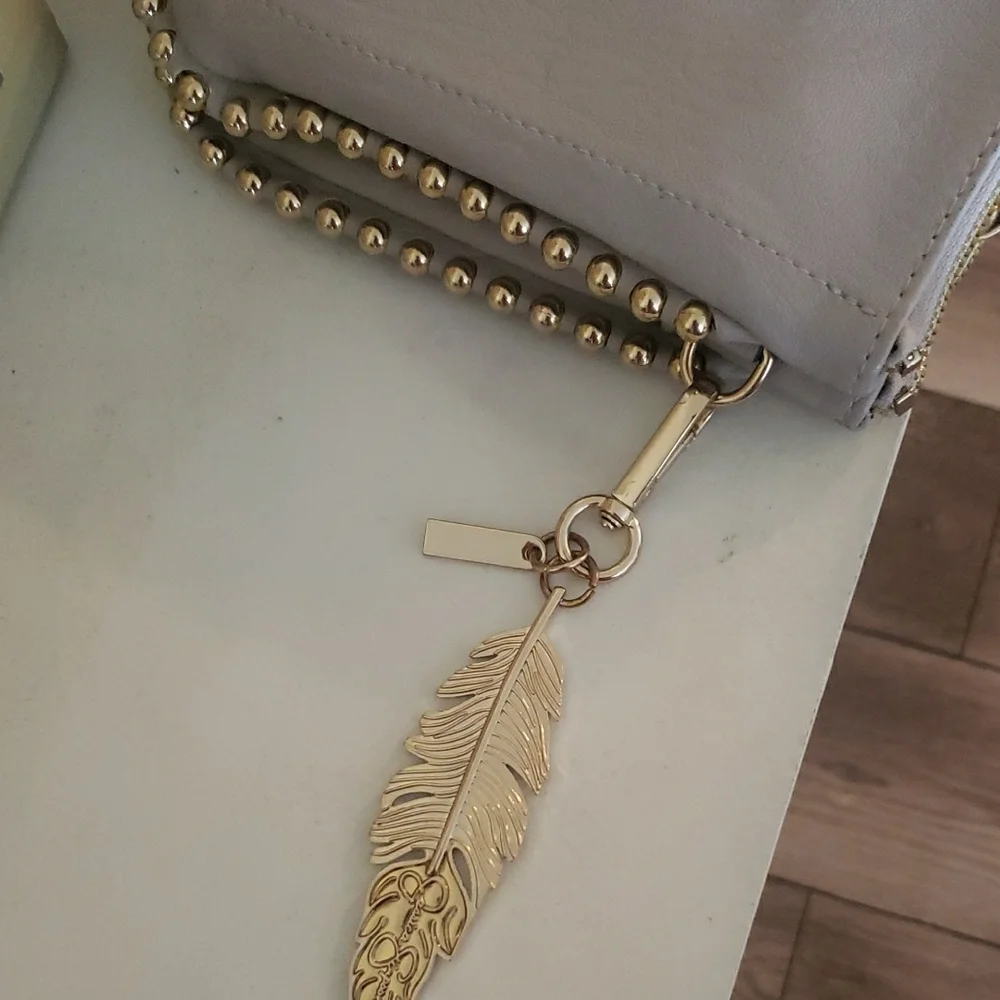 Jessica Simpson Grey/Gold Accent  Bag - Picture 3 of 10